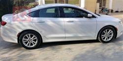 Chrysler 200